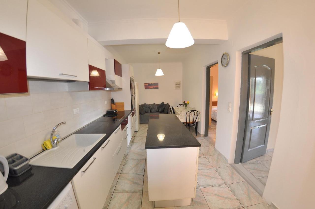 Maria Apartments - Roumanis Liapades Exterior foto