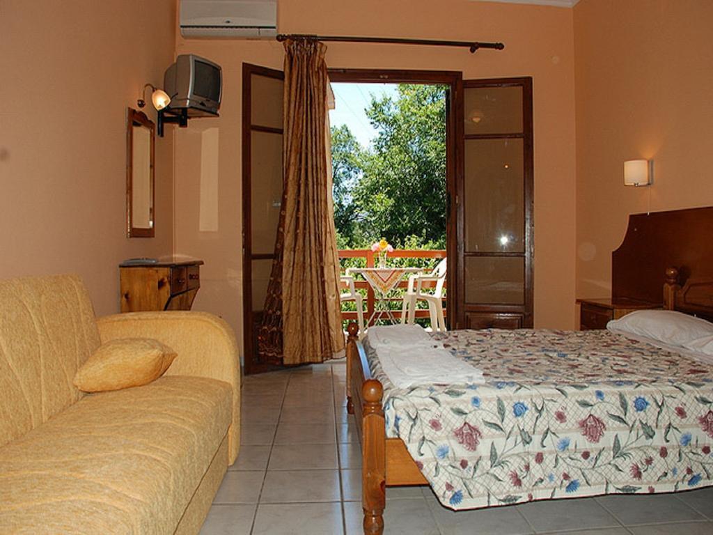 Maria Apartments - Roumanis Liapades Habitación foto